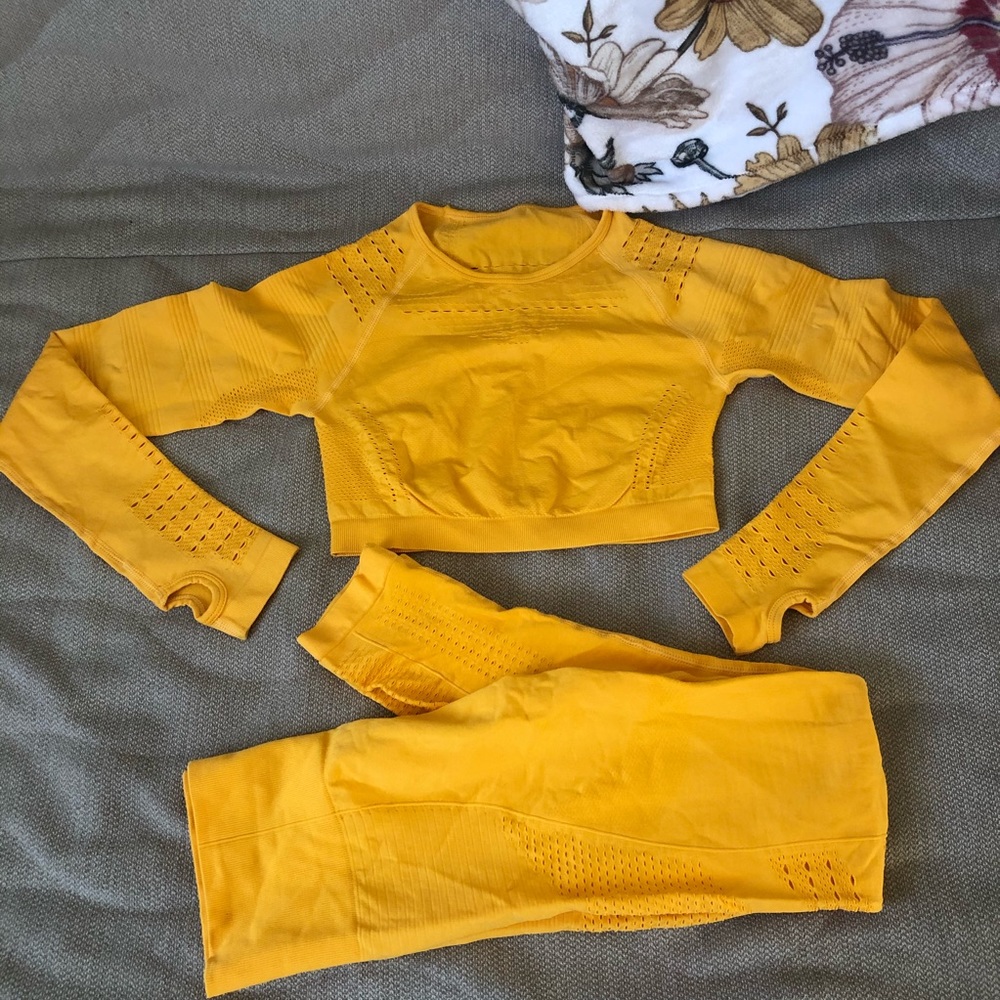 Yellow Workout Set